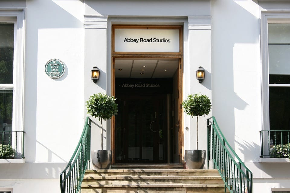Приказната за студиото Abbey Road – светиот храм на поп-музиката